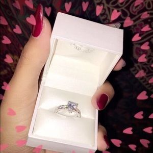 Diamond Studded heart shaped ring